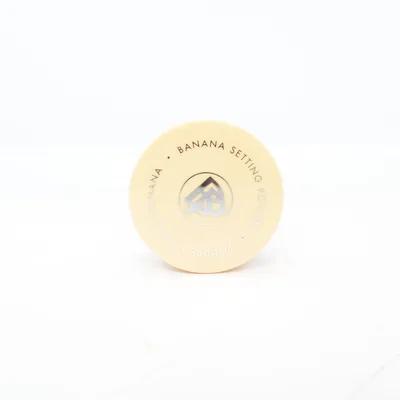 Powder (Banana Setting Powder) from Perfect