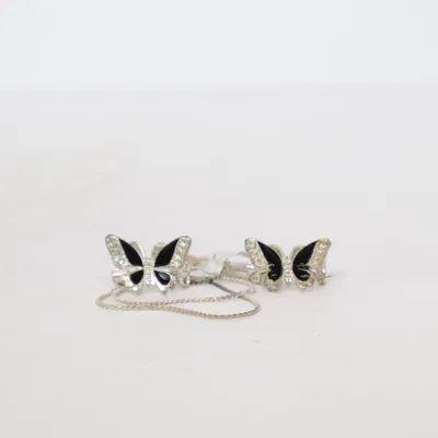 Broche (Argent, Noir) Métal inconnu