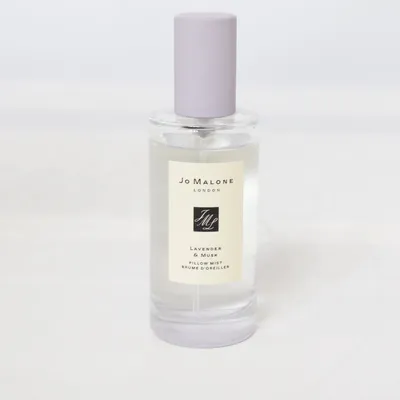 Eau de Parfum (LAVENDER & MUSK PILLOW MIST) från Jo Malone
