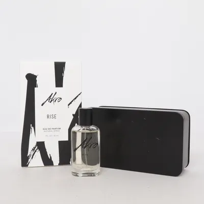 Eau de Parfum (Rise) van Akro