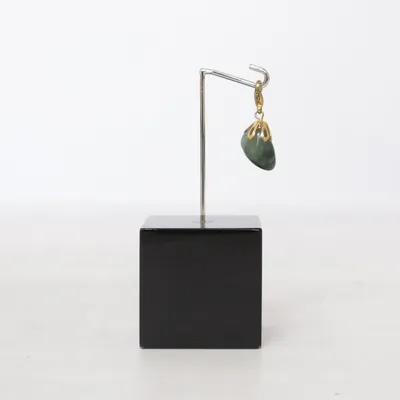 Berlock (Grön, Guldfärgad) Okänd metall