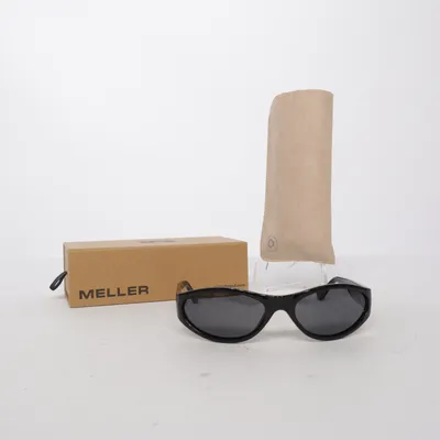 Solglasögon (Svart) från Meller