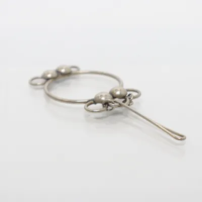 Brosche (Silber) Unbekanntes Metall