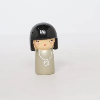 Kokeshi (Grå, Sort) fra Skincity