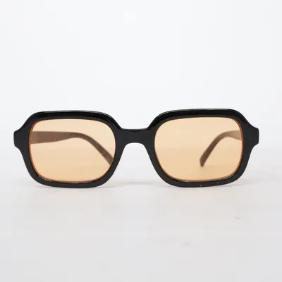 Solglasögon (Svart) från UKCA