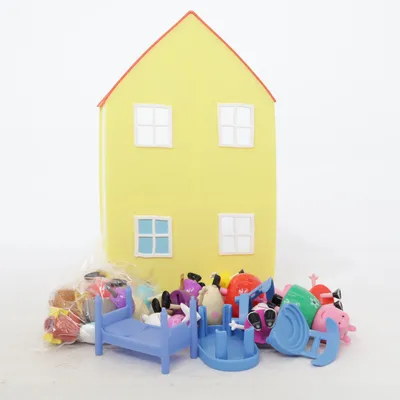 Dollhouse (Yellow, Red, Blue) from Hasbro