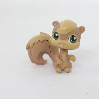 Toy figurine (Brown, Beige) from Littlest Pet Shop