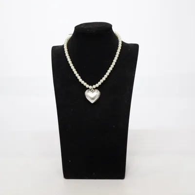 Halsband (Vit, Silverfärgad) från Pilgrim Okänd metall