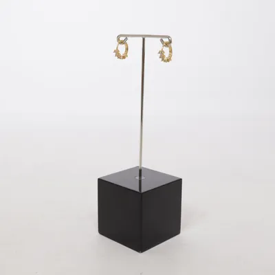 Oorbellen (Goud) Onbekend materiaal