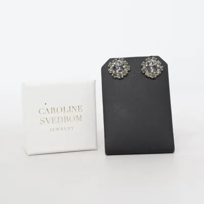 Boucles d'oreilles (Aello örhängen) de Caroline Svedbom Métal inconnu