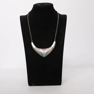Necklace (Silver) from Ebelin Unknown metal