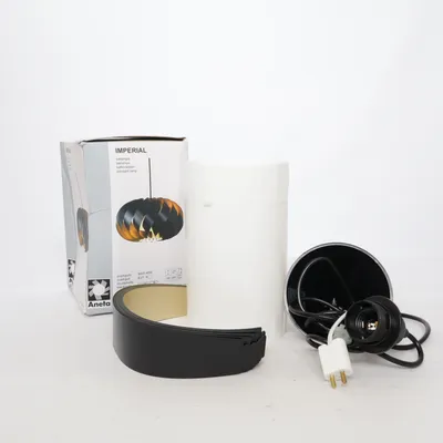 Taklampa (Svart) från Aneta