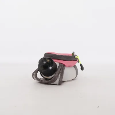 Vätskebälte (Rosa, Grå) från Nathan