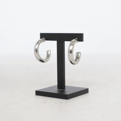 Örhängen (Silverfärgad) Okänd metall