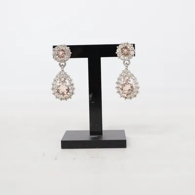 Örhängen (Sofia earrings - Silk) från Lily and Rose Okänd metall