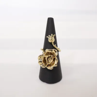 Ring (Guldfärgad) Okänd metall