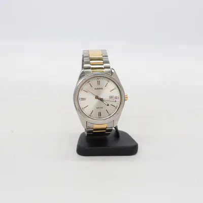 Wristwatch (Silver, Gold) from Casio