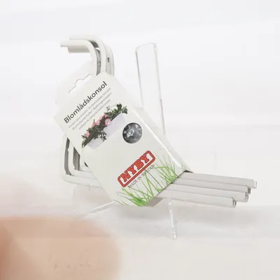 Balkonglåda (Vit) från Nyby