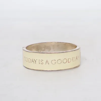 Armband (Beige, Silverfärgad) från Baglady Okänd metall