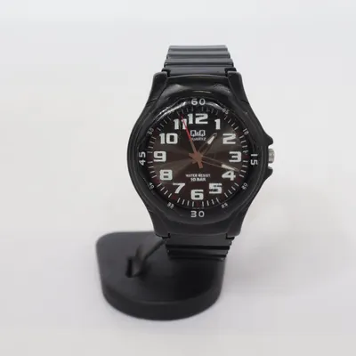 Montre (Noir) de Q&Q