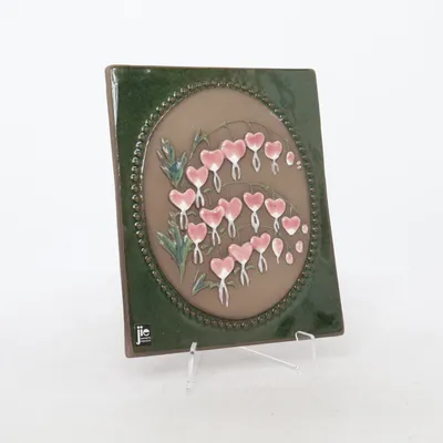Wall relief (Green, Pink, Brown) from JIE Gantofta