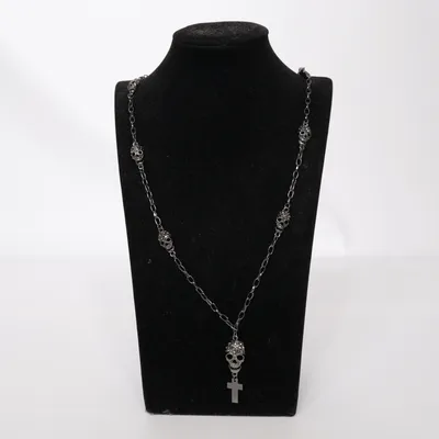 Halsband (Grå) Okänd metall