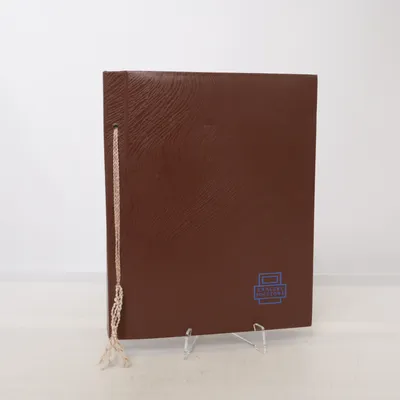 Postzegelverzameling (Bruin, Meerkleurig)