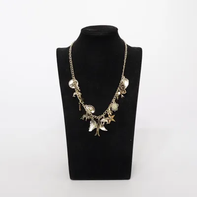Halsband (Guldfärgad) från Guldfynd Okänd metall