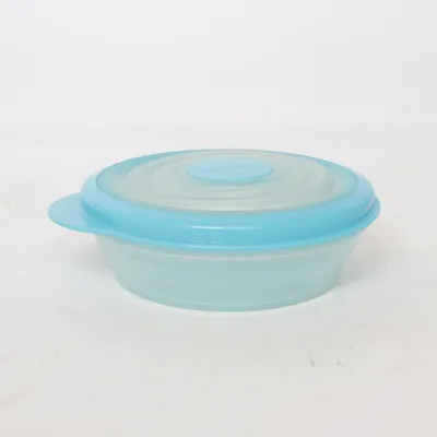 Lunch box (Blue) from Tupperware