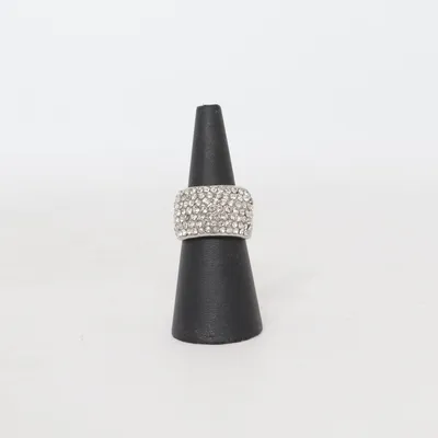 Ring (Silverfärgad) Okänd metall