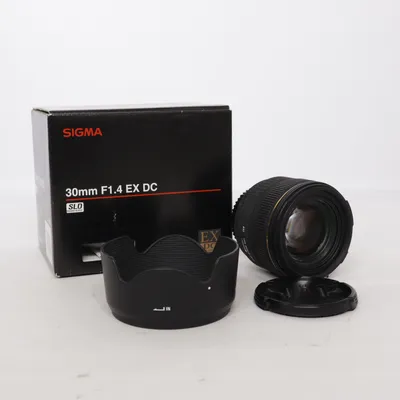 Kameraobjektiv (Svart) från Sigma