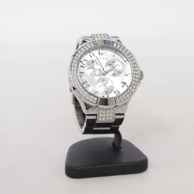 Armbandsur (Silverfärgad) från Guess