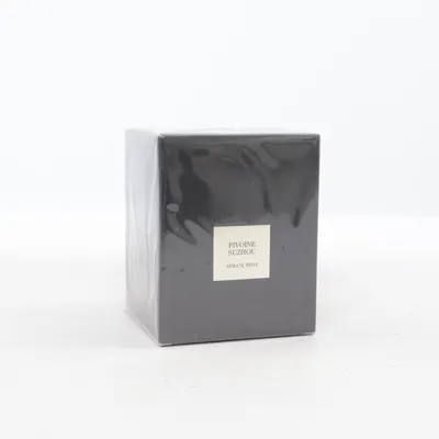 Scented candles (Pivoine Suzhou) from Giorgio Armani