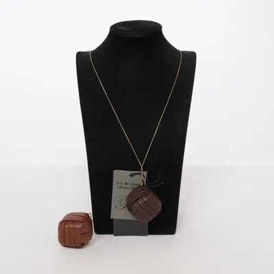 Collier (Marron) de Friis & Company Cuir