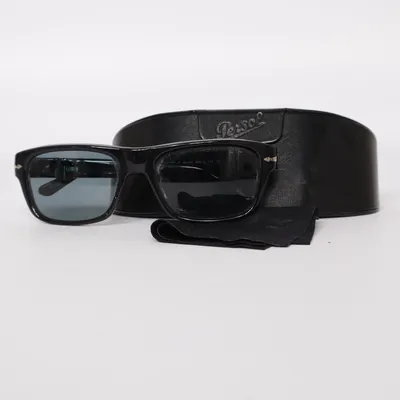 Solglasögon (Svart) från Persol