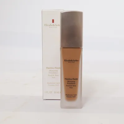 Foundation (Flawless Finish Skincaring Foundation) från Elizabeth Arden