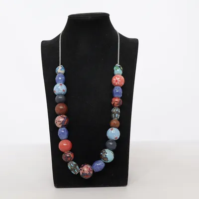 Collier (Multicolore) Métal inconnu