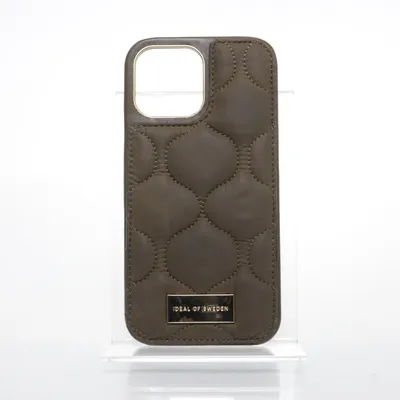 Phone case (Green) from iDeal of Sweden