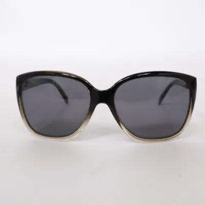 Sunglasses (Black) from Lexxoo