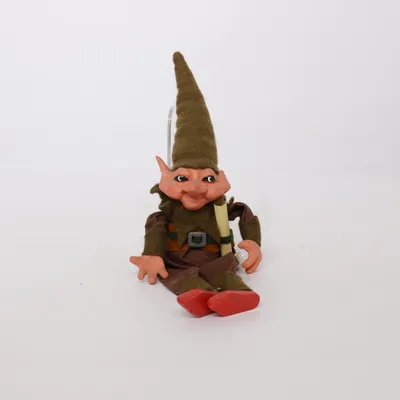 Figurin (Brun, Grön, Rosa) från Alemdalenda