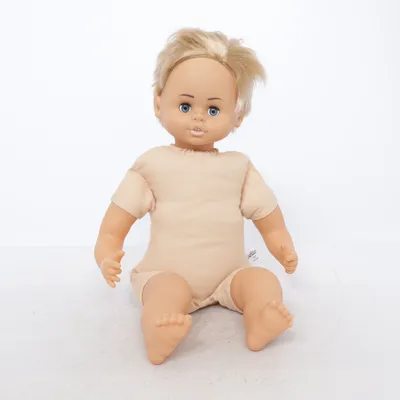 Docka (Beige) från Skrållan