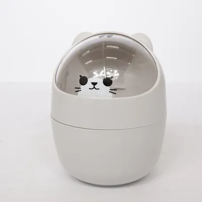 Trash can