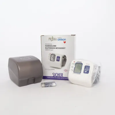 Blood pressure monitor (OMRON R1 Smart) from Omron