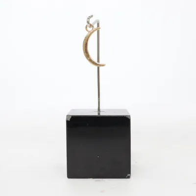 Hänge (Guldfärgad) Okänd metall