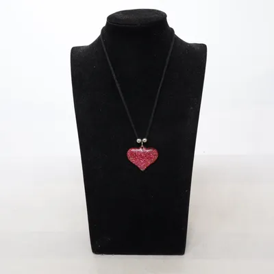 Collier (Rose, Noir, Argent) Métal inconnu