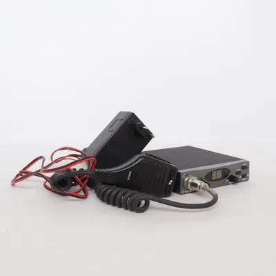 Radio (Cv Mobil 4000)