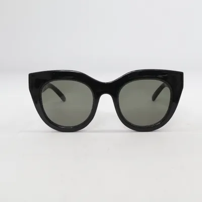 Sunglasses (Black) from Le Specs