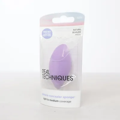 Sminksvamp (miracle concealer sponge) från Real Techniques