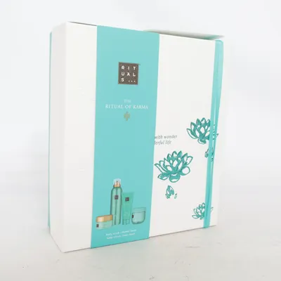 Skincare set (The Ritual Of Karma) van Rituals