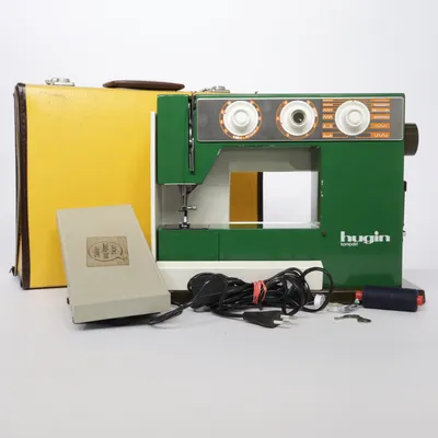 Sewing machine (Green, Multicolored)